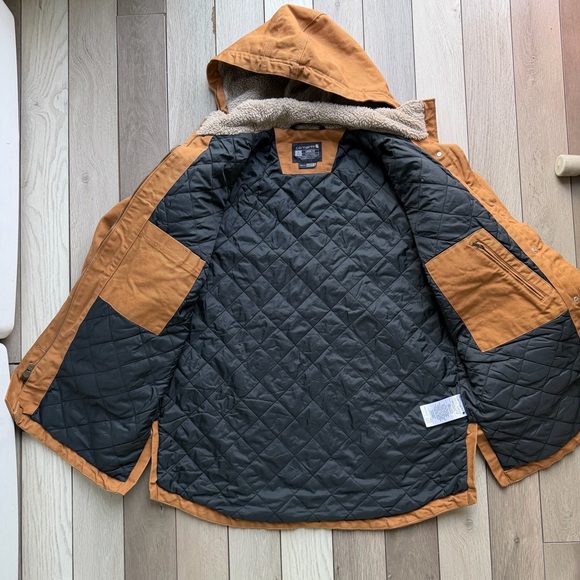 Carhartt Women's Brown Utility Jacket with Hood - Picture 6 of 9